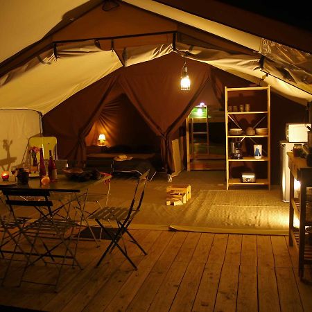 Cosycamp Hotel Chamalières-sur-Loir Zewnętrze zdjęcie