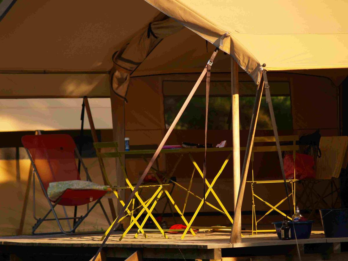 Cosycamp Hotel Chamalières-sur-Loir Zewnętrze zdjęcie